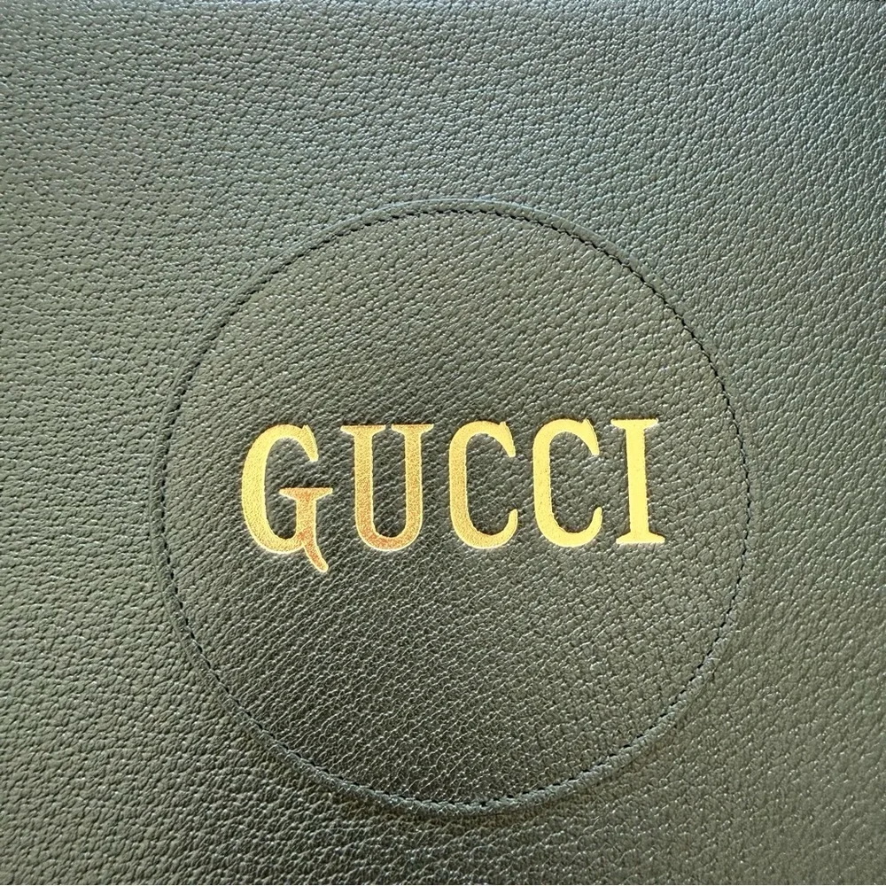 NWT!!! Gucci unisex black clutch Authentic Retail 895$